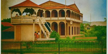 The Casa Consistorial: The Epicenter of Power in Samaná